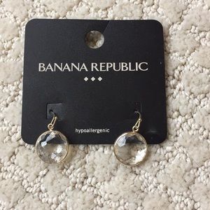 NWT Banana Republic round multifaceted earrings